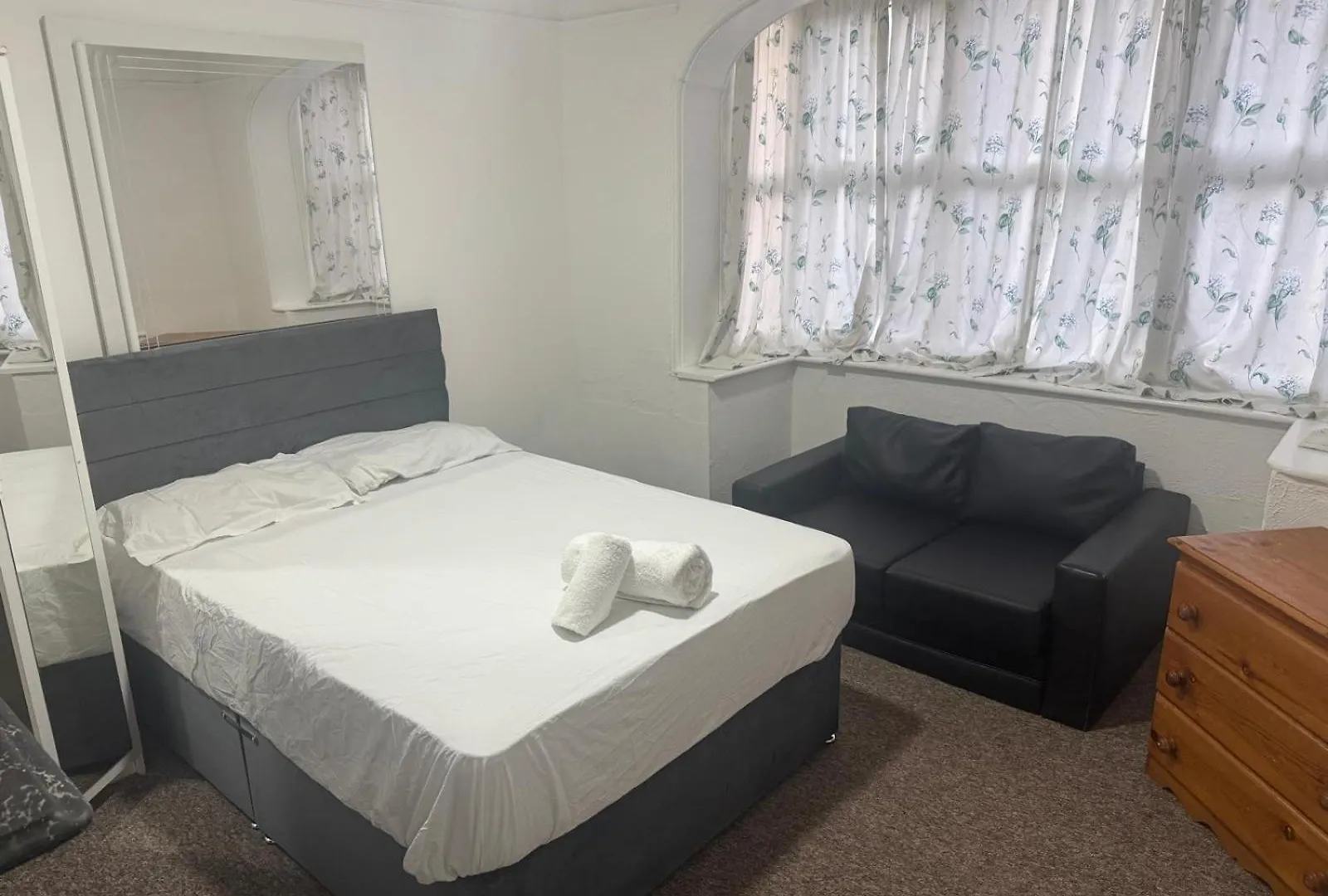 Serene Suite Rooms Southampton 0*,  Storbritannien