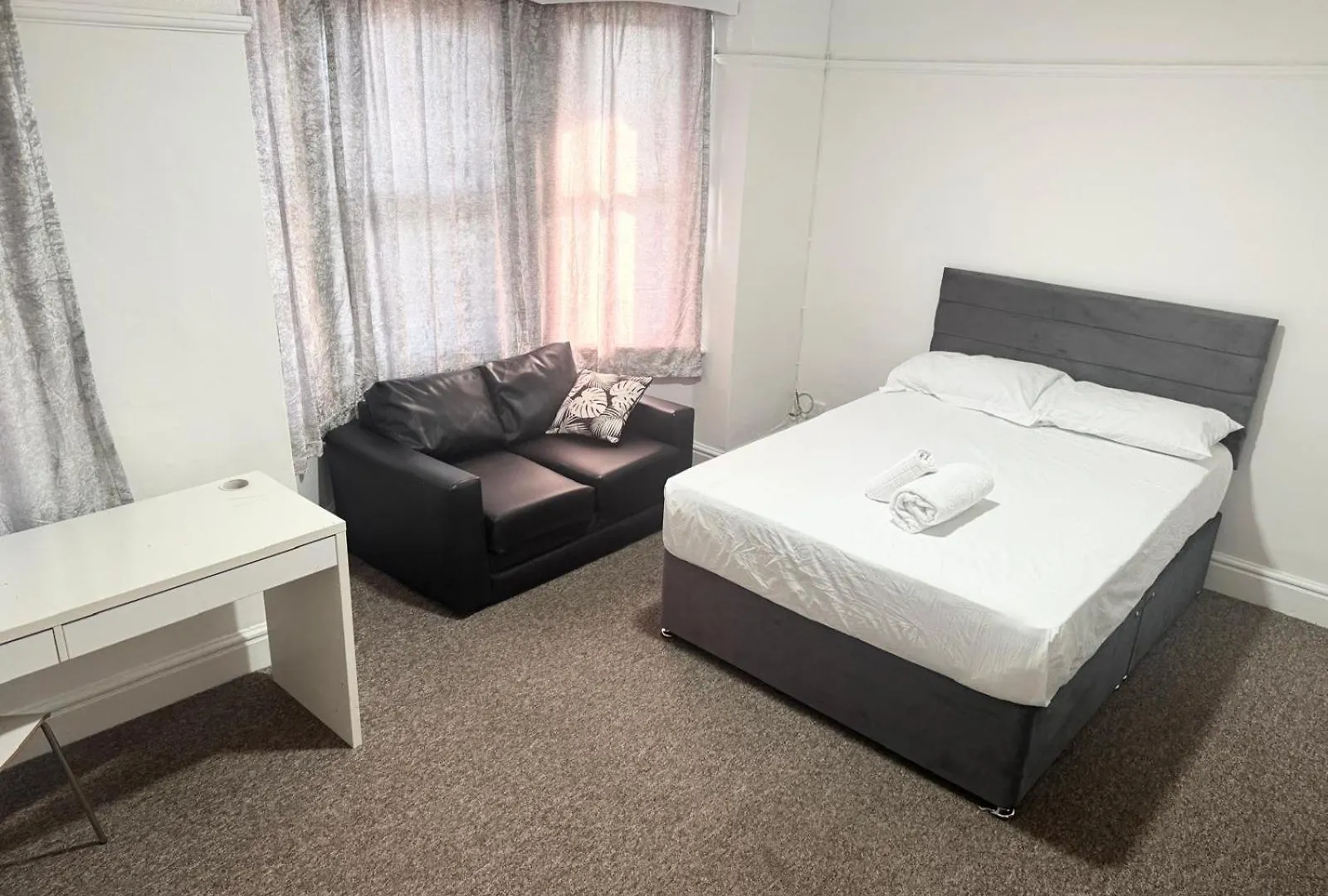 Serene Suite Rooms Southampton Guest house